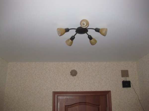 Натяжные потолки в спальне в Астрахани - РСС Элит